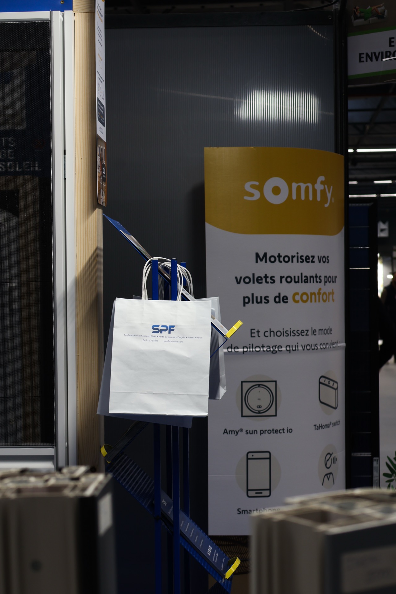 SPF — Salon bas droite